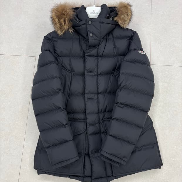 새상품 몽클레어 클루니 블랙 리얼퍼 3사이즈 판매