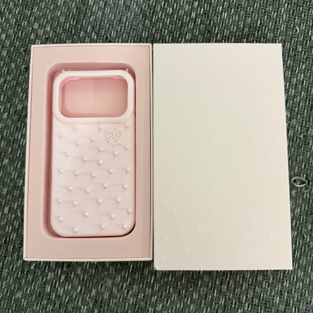 어반소피스티케이션 17프로 새상품