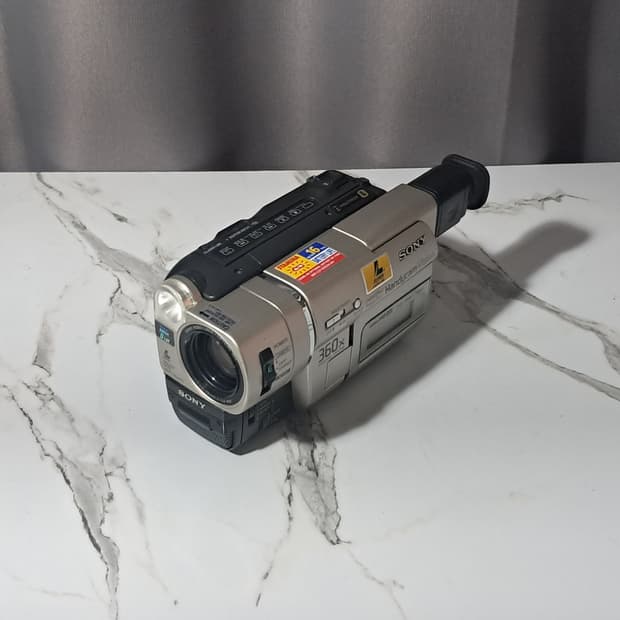 소니 8mm 캠코더 Hi8 CCD-TRV87