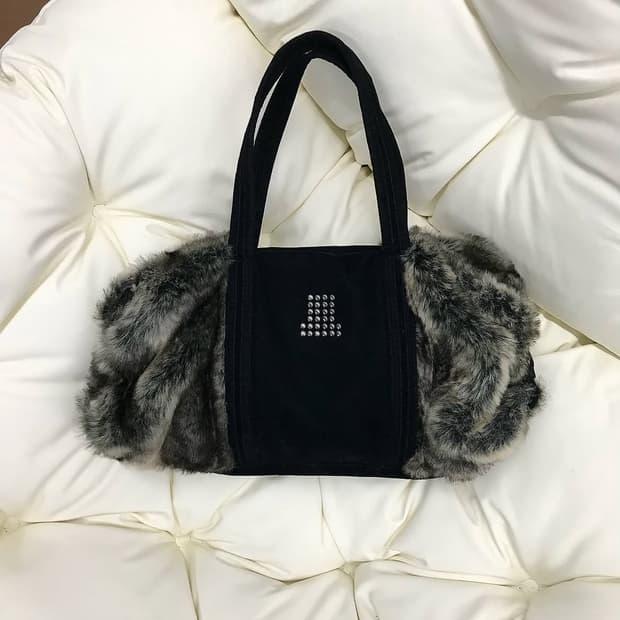 랑방 로고 퍼 숄더백 가방