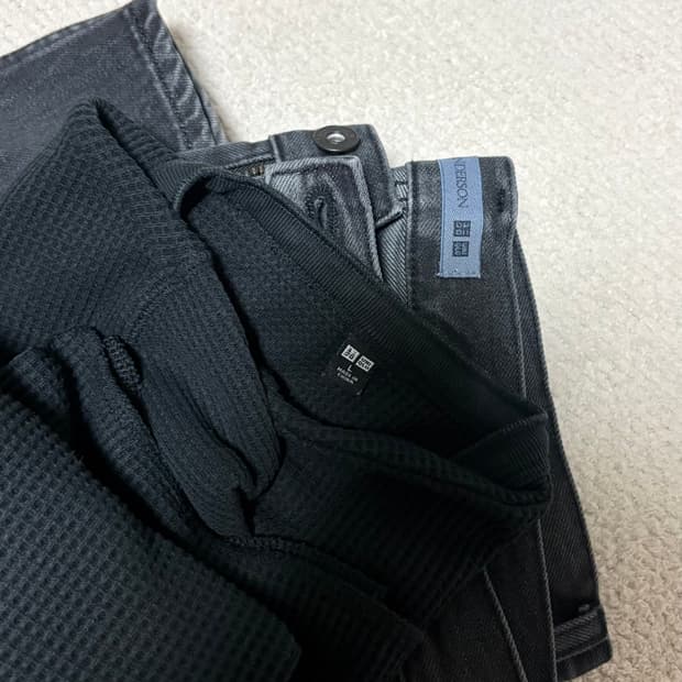 유니클로 헨리넥 + jwa스트레이트진