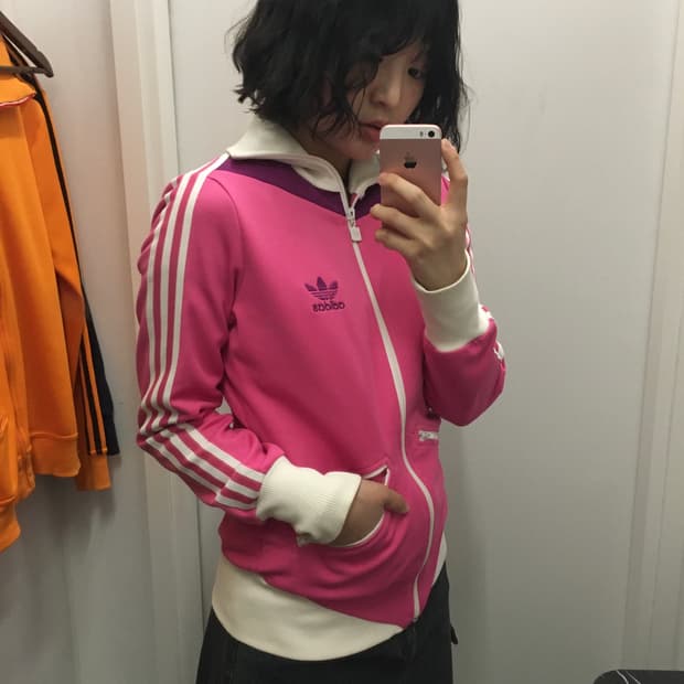 아디다스 오리지널 트랙탑 핑크