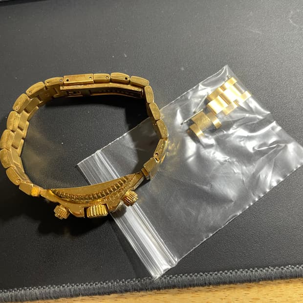 드바스크 유광골드 팔찌 팝니당