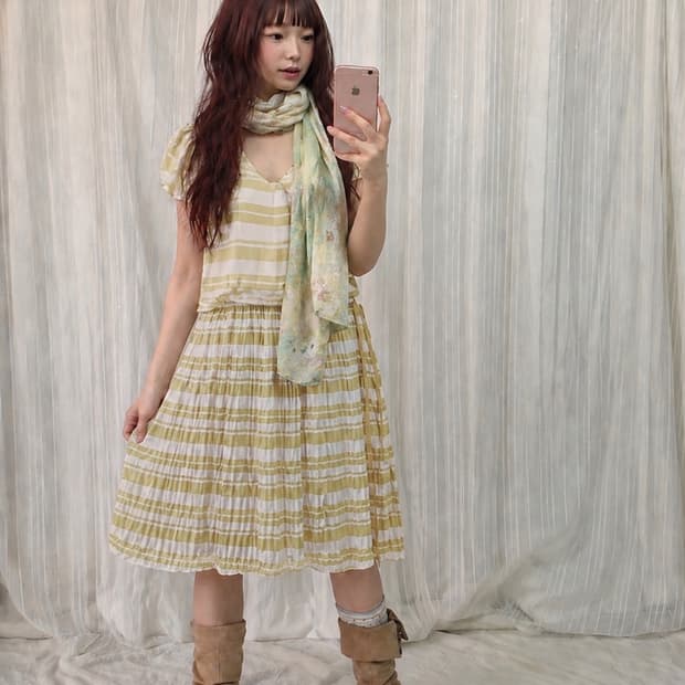 폴리 노랑 미디 원피스