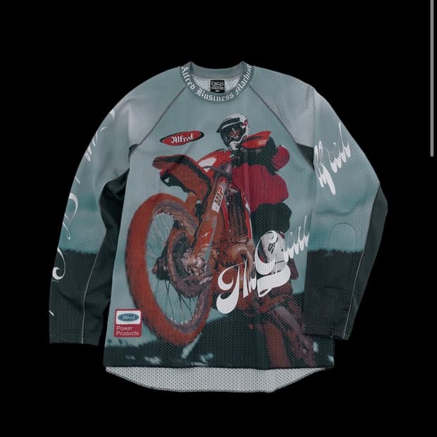 알프레드 DIRT MESH LONG SLEEVE