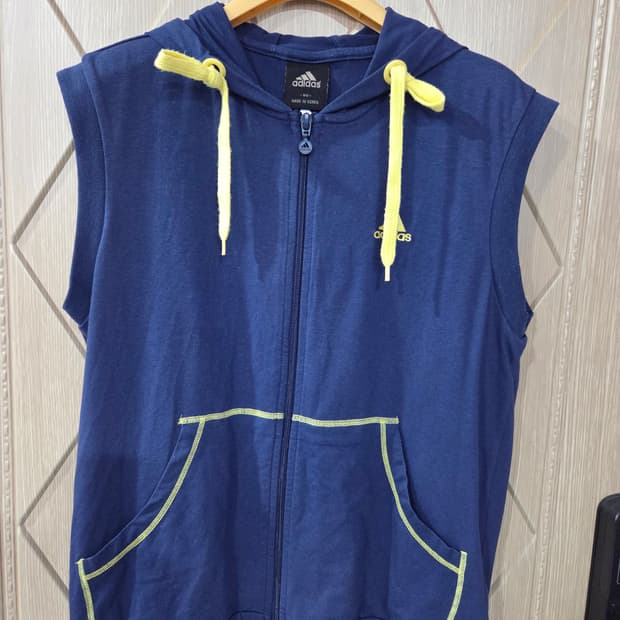 여성 아디다스 조끼