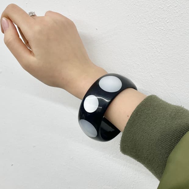 이모깔 펑크 도트 뱅글 