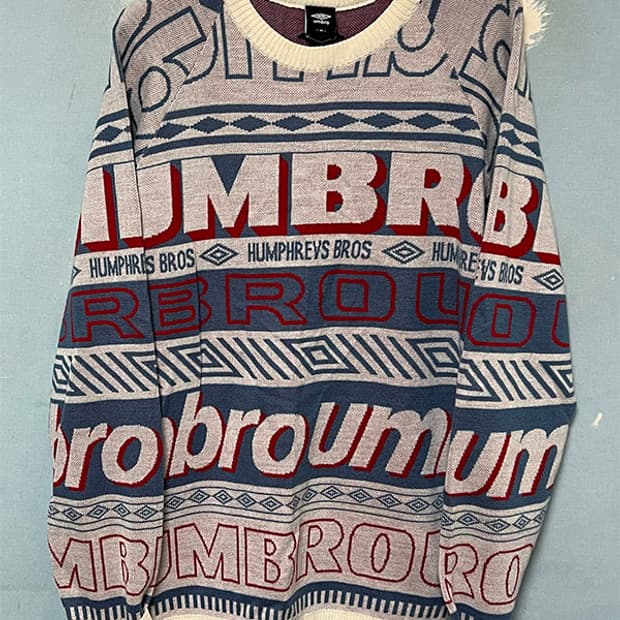 엄브로 패턴 플레이 남자 니트 추동 캐주얼 레터링 L 100