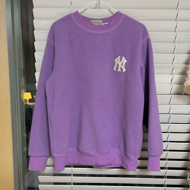 MLB 기모 후리스 베이직 로고 오버핏 맨투맨 (남녀공용)