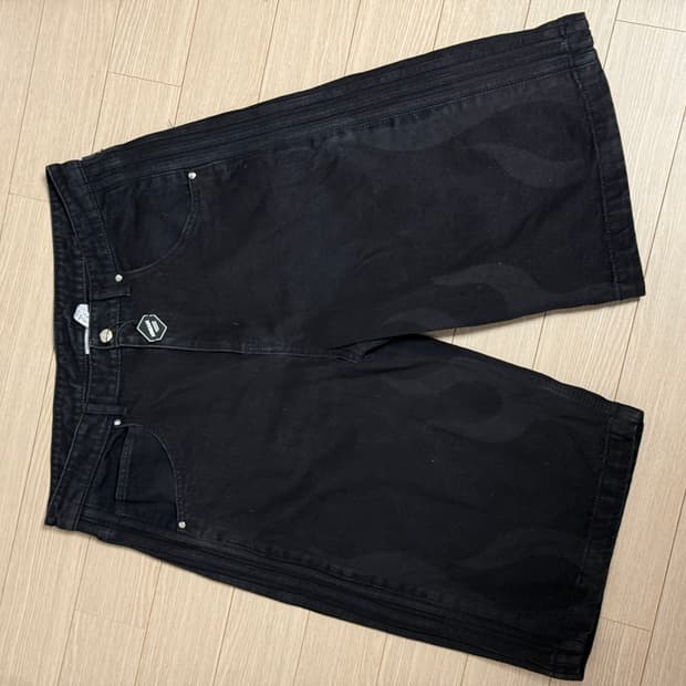 아디다스 플레임 데님 쇼츠 미디움 블랙 버뮤다팬츠