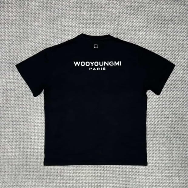 우영미 반팔 티셔츠