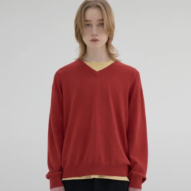 노운 크롭 V넥 니트 레드 새상품