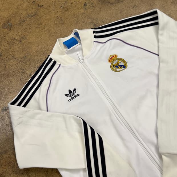 아디다스 화이트 블랙 흰검 퍼플 디테일 레알 마드리드 져지 트랙탑 