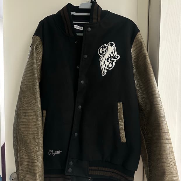 604service 바시티자켓