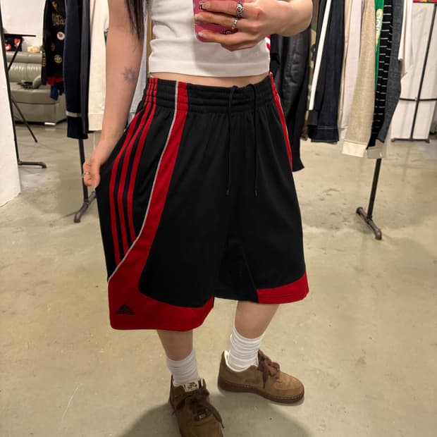 아디다스 반바지