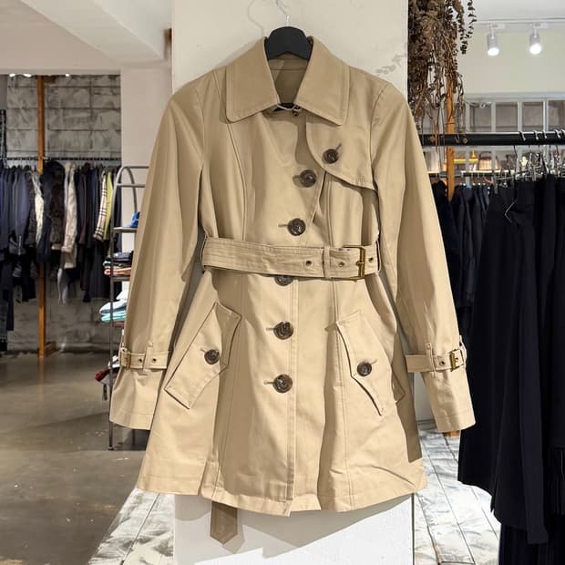 버버리 블루라벨 베이지 벨티드 트렌치코트