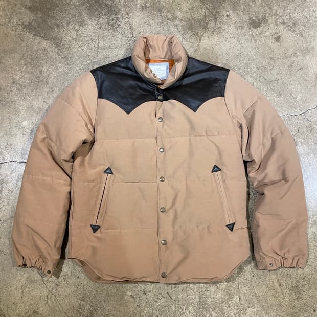 빔즈 코튼 x 나일론 x 램스킨 웨스턴 다운 자켓