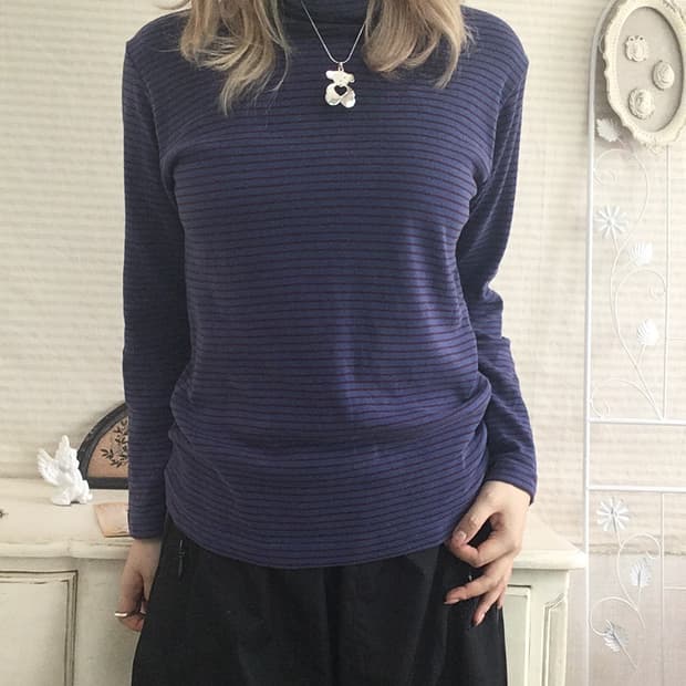 jpn vintage navy burgundy stripe t
