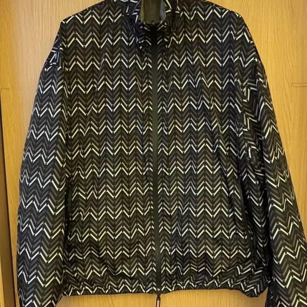 엠포리오 아르마니 토프 & 멀티컬러 셰브론 리버시블 재킷 56