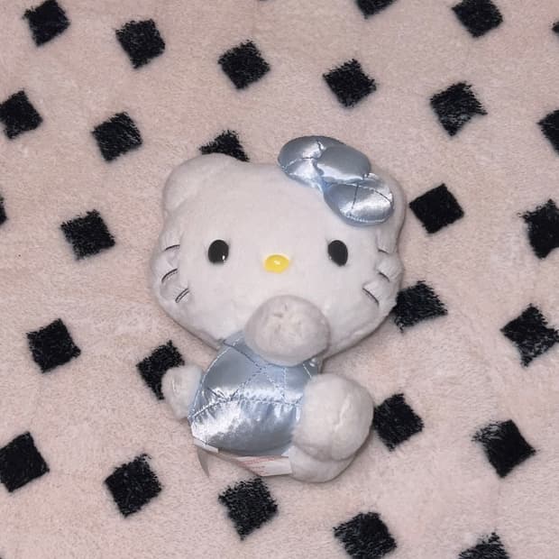 산리오 50주년  한정판 헬로키티 인형  블루퀼트 하늘색 키티