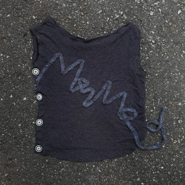 One shoulder button sleeveless- vintage 