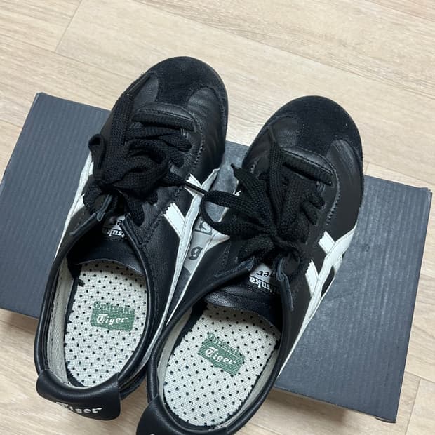 오니츠카 타이거 멕시코 66 블랙 