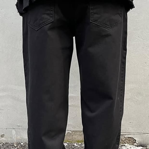 울리카상투스 프릴팬츠m 블랙