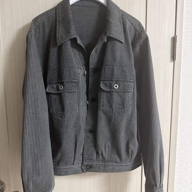 [3]폴리테루 26ss 스트라이프 트러커 다이드그레이