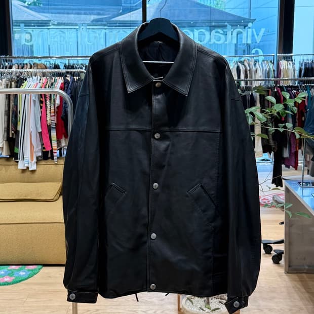 솔리드 옴므 24fw 블랙 레더 자켓 