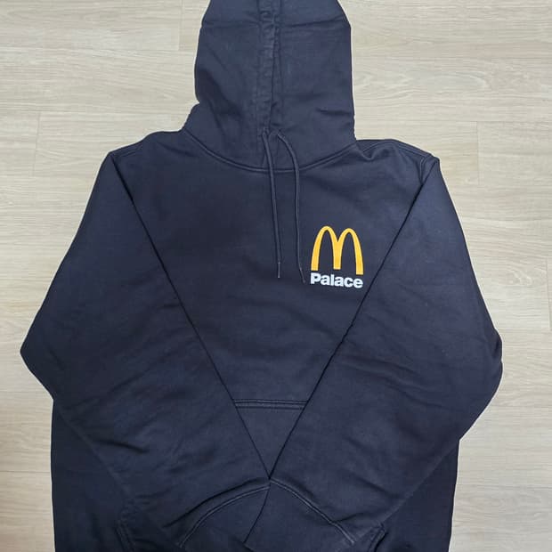 팔라스 맥도날드 후드