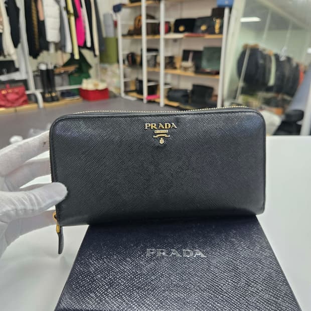 [정품] 프라다 사피아노 장지갑