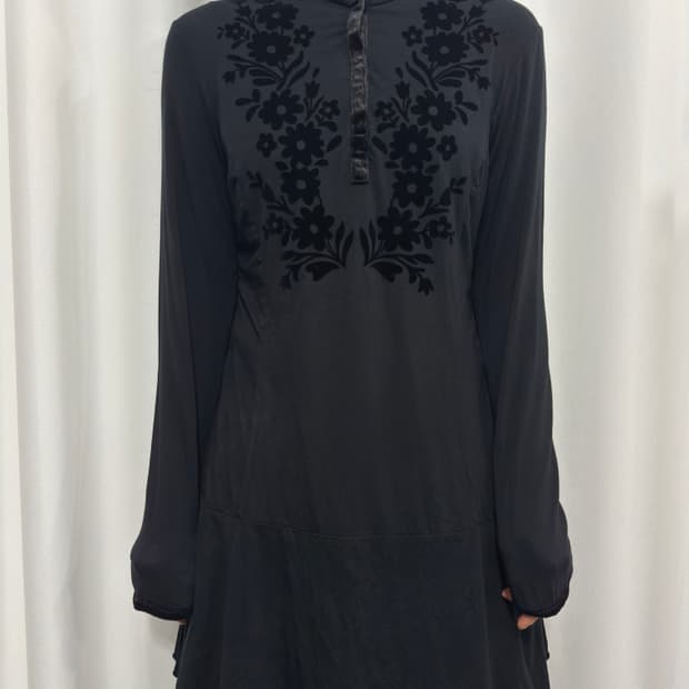 hiroko bis design top