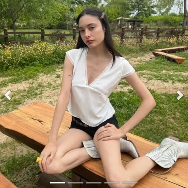 글로니 줄스 블라우스