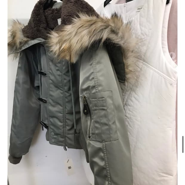 위아 크로바 항공점퍼