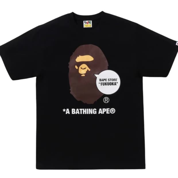 새상품) 베이프 후쿠오카 한정 반팔 xl