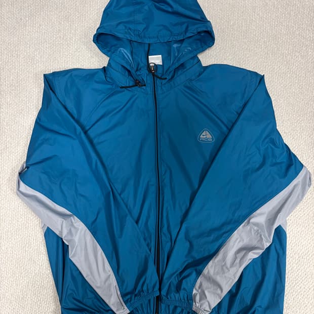 acg 러닝 바람막이 xxl 사이즈