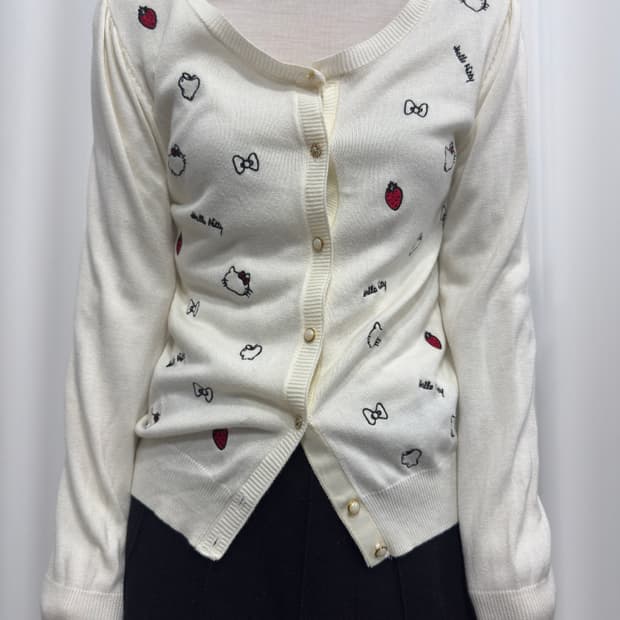 hello kitty cardigan