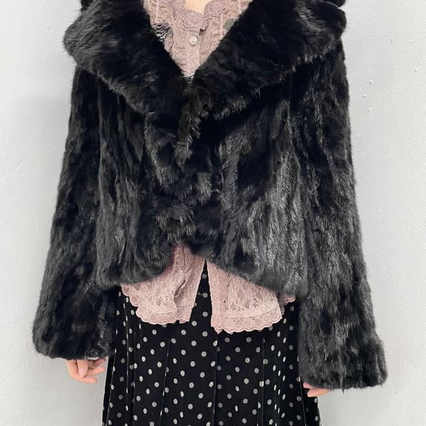 밍크 카라 프릴 퍼자켓