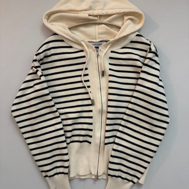 코데즈컴바인 스트라이프 니트 후드집업