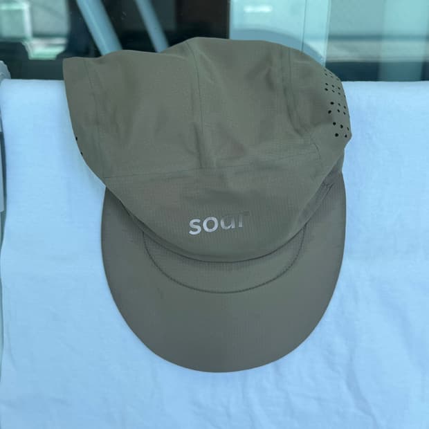 (os) soar 소어러닝 런캡 카키