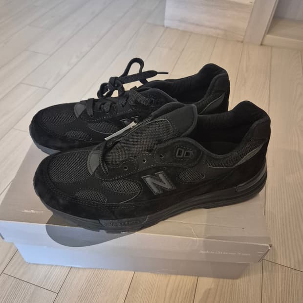 (새상품) 뉴발란스 992 트리플블랙 265