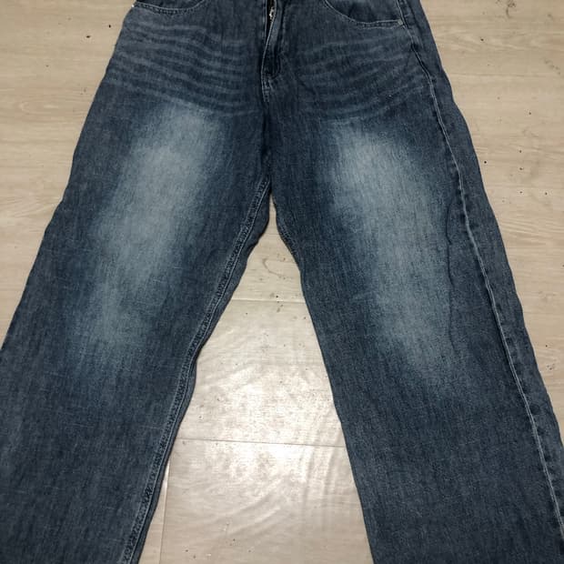 데케트 연청 슬림스트레이트 청바지 32 사이즈