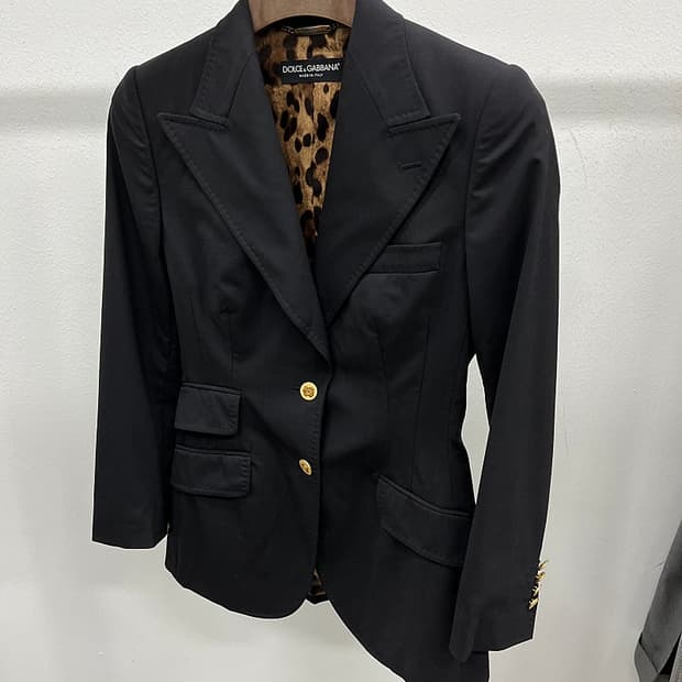 여) 돌체앤가바나 금장 블레이져 