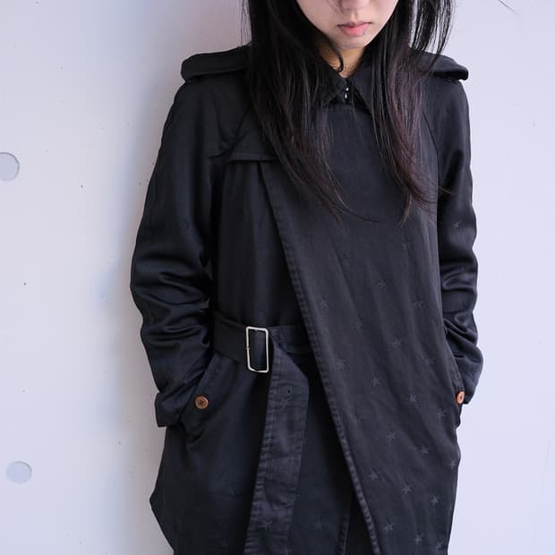 Asymmetric star trenchcoat 