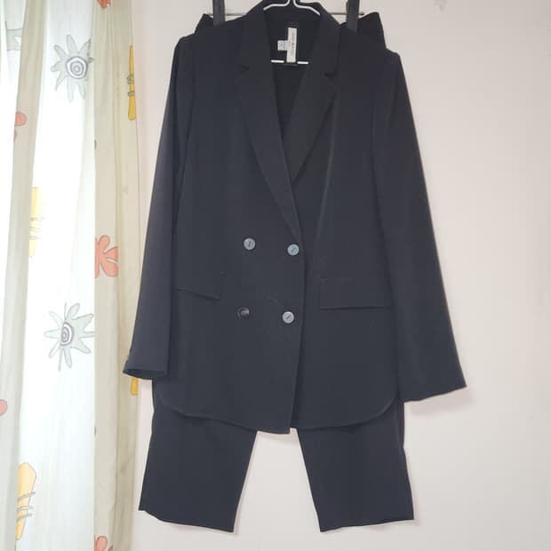 미사용)블랙 여성 케주얼 정장 셋업 77
