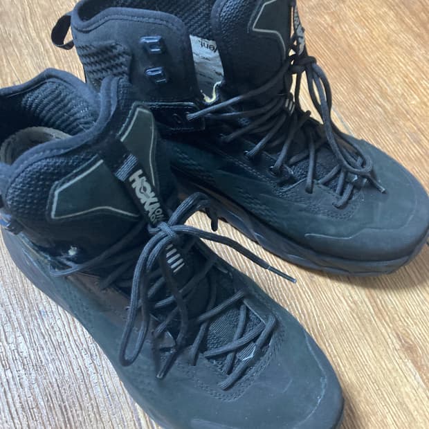 호카 오네오네 스카이 카하 42