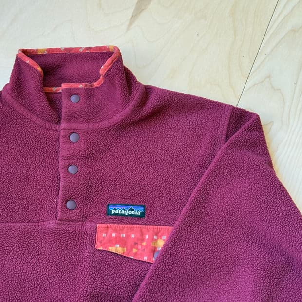 Patagonia synchilla snap t burgundy