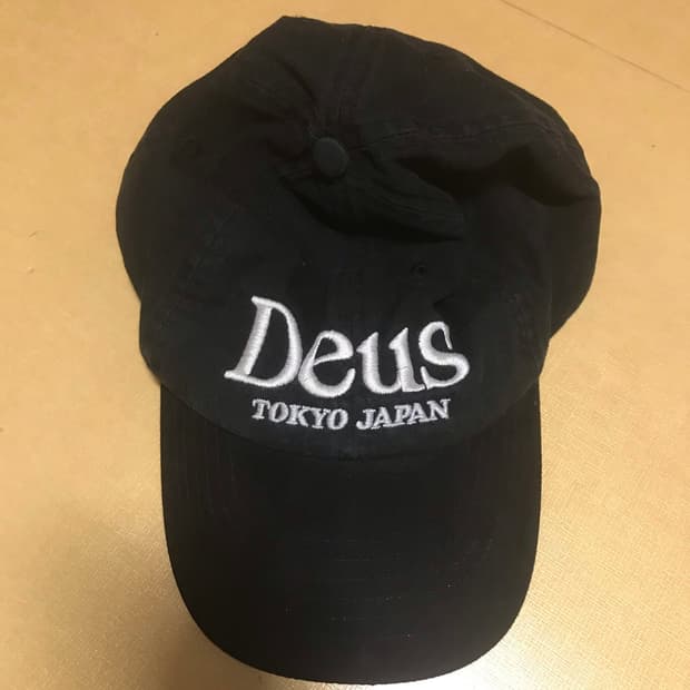 데우스 볼캡