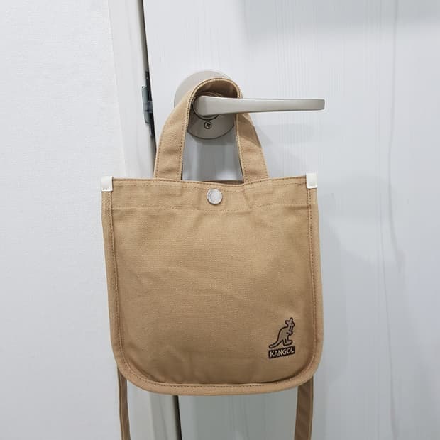 캉골 캔버스 미니 크로스 토트백 베이지
