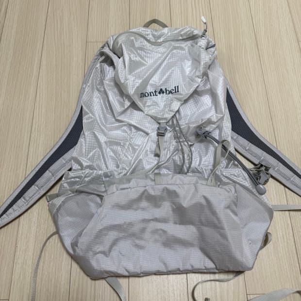 몽벨 버사라이트 20 백팩 아이스 화이트